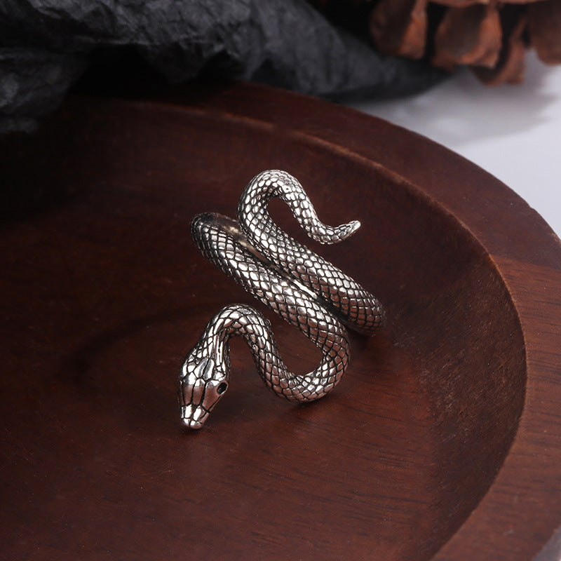 Multi-layer Winding Simulated Snakes Ring Personality Distressed Snake